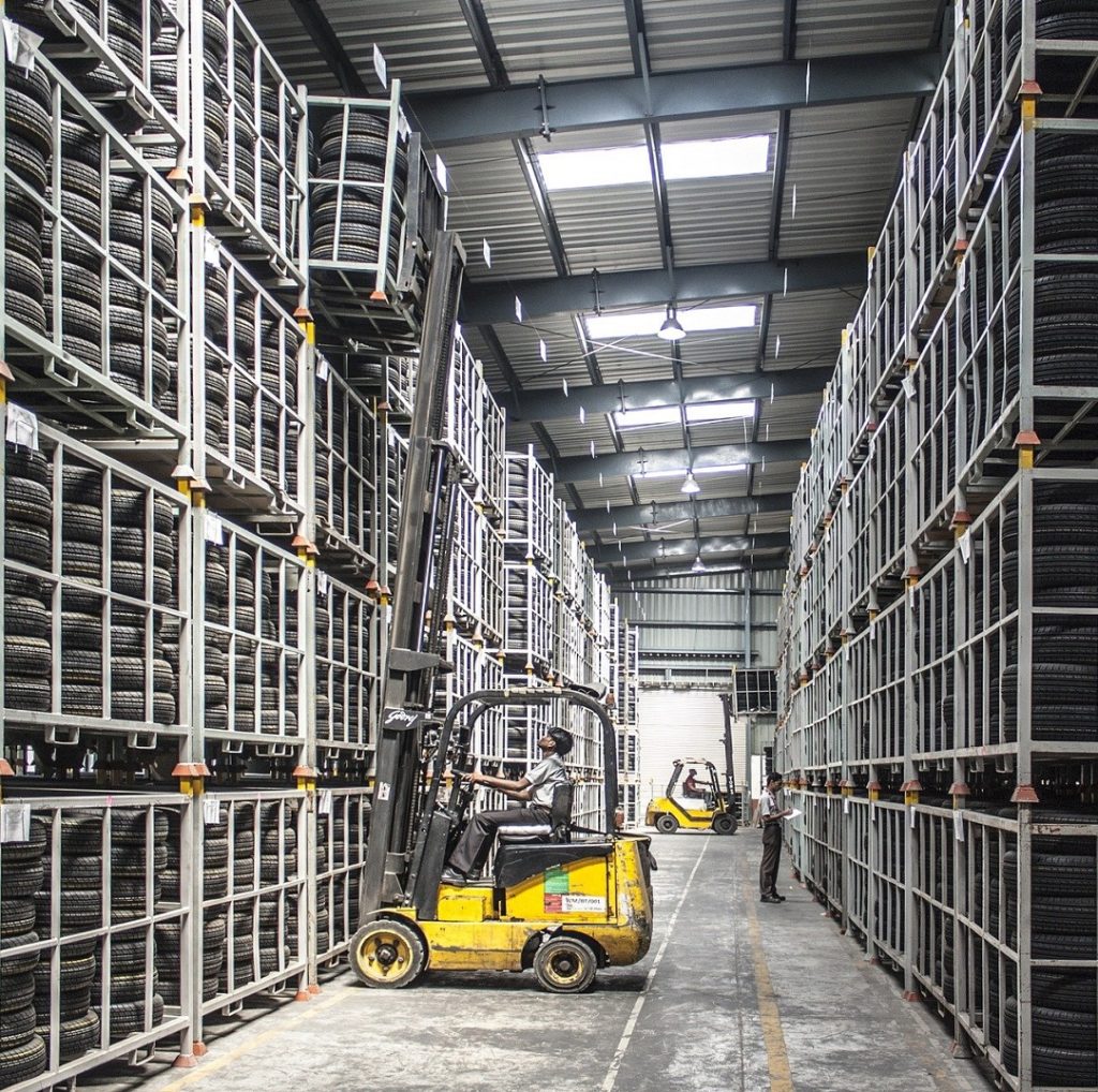 forklift-835340_1920